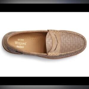 ▶️ G.H. Bass ◀️ Larson Woven Penny
Loafer In Sand. new condition.  Size 9